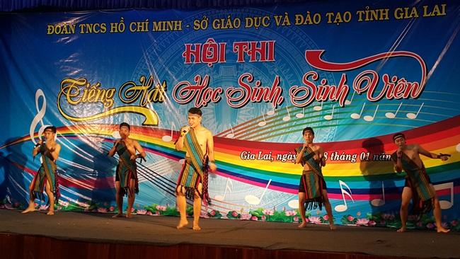 Hội thi tiếng hát học sinh,sinh viên