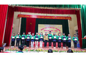 🎉 NGÀY HỘI STEM 2025 – BÙNG NỔ SÁNG TẠO TẠI TRƯỜNG THCS VĂN QUAN