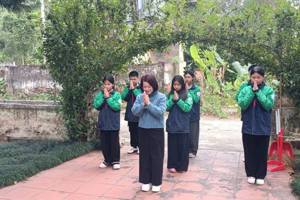 Ngày 22/12/2025- Liên đội trường THCS Văn Quan thực hiện phong trào "Uống nước nhớ nguồn",